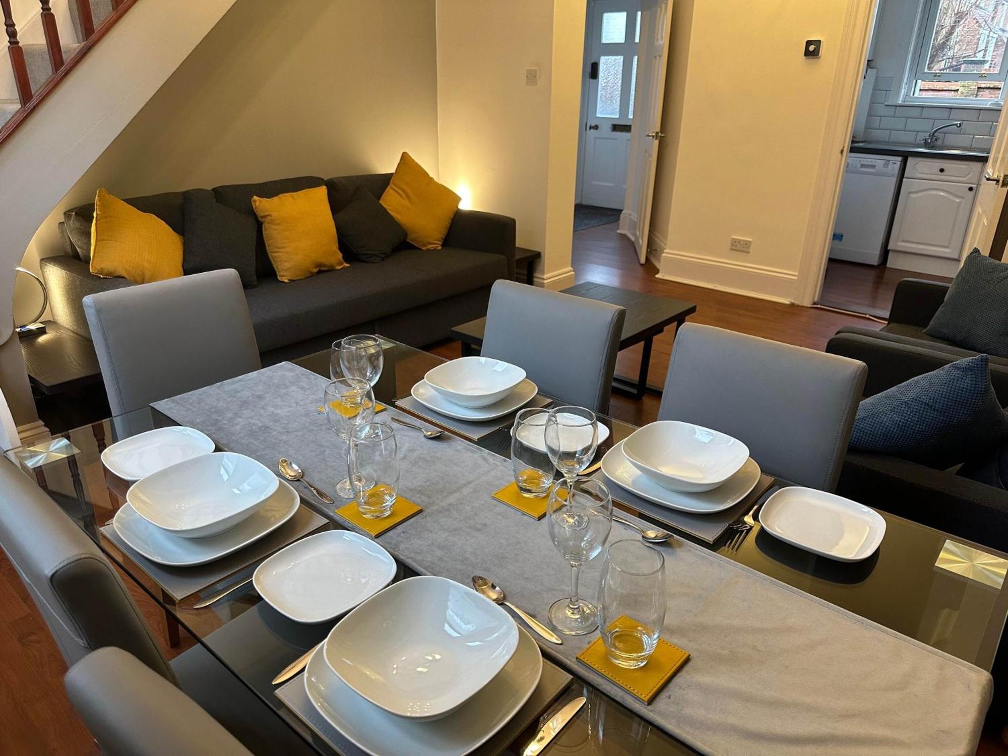 Hyde Brewery House - 2 Bedroom House With Parking Winchester Luaran gambar